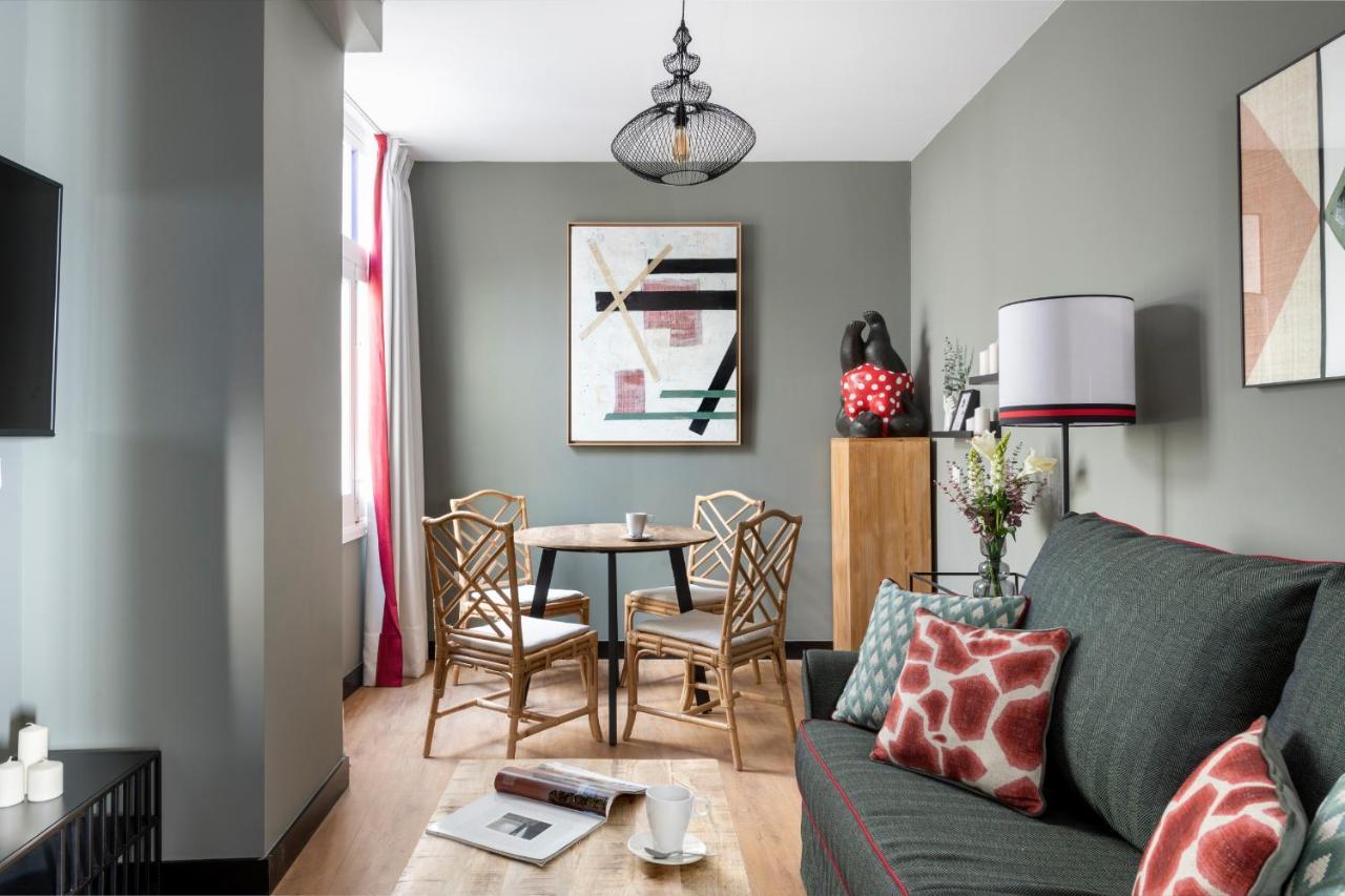 Puerta De Armas Apartments 세비야 외부 사진