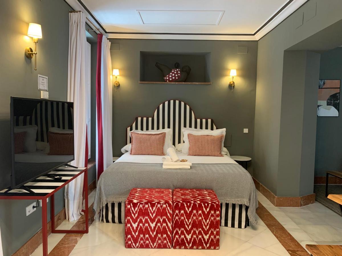 Puerta De Armas Apartments 세비야 외부 사진